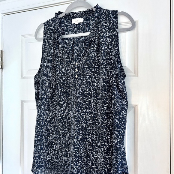 Loft Outlet navy white polka dot sleeveless blouse Size  Large - Picture 2 of 7